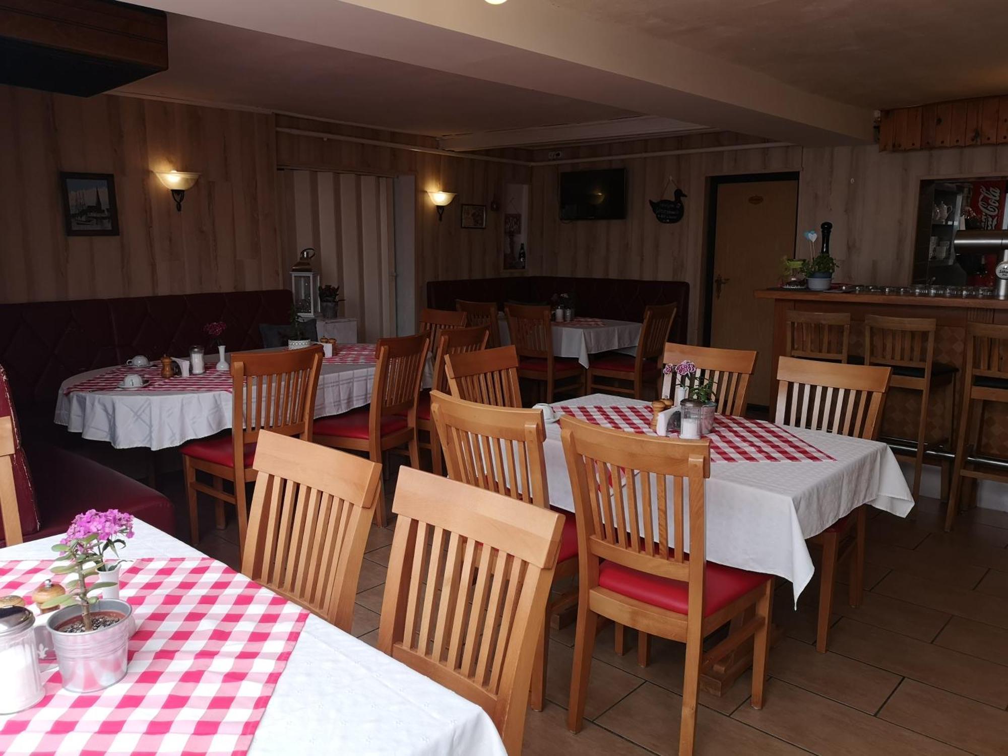Uschi's Gasthof Neuendorf  Exterior foto